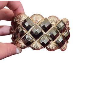 Gold/green stone bracelet stretch cuff bangle bracelet host pick